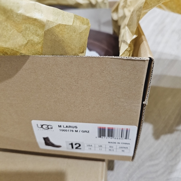 NEW NWT UGG Australia Men's Larus Winter Boots Sz 12 Brown - Picture 9 of 13